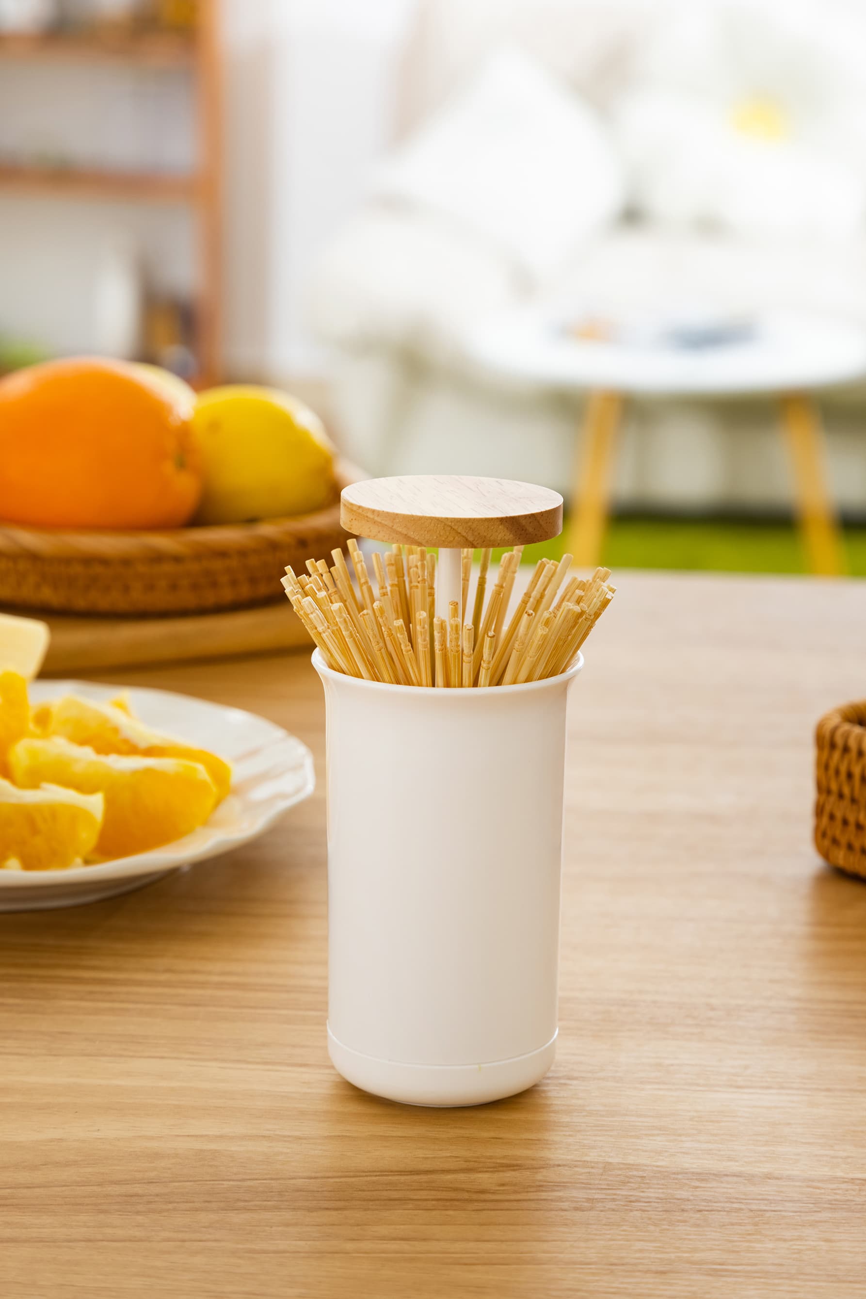 Toothpick holder